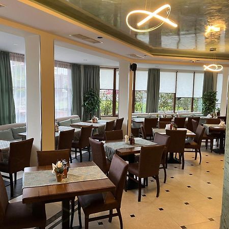 Family Hotel The View & Spa 西格伏沙尔克 外观 照片