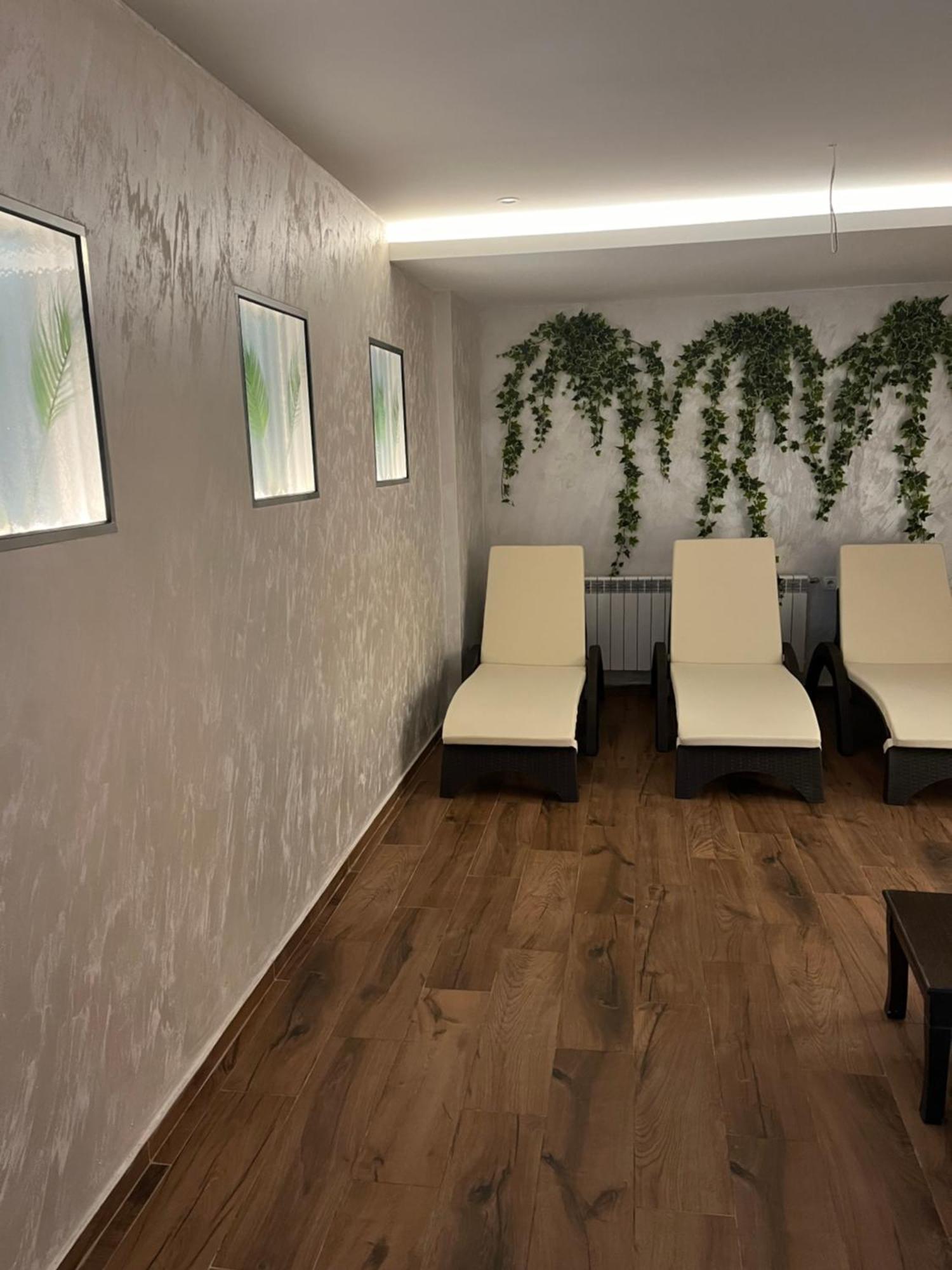 Family Hotel The View & Spa 西格伏沙尔克 外观 照片