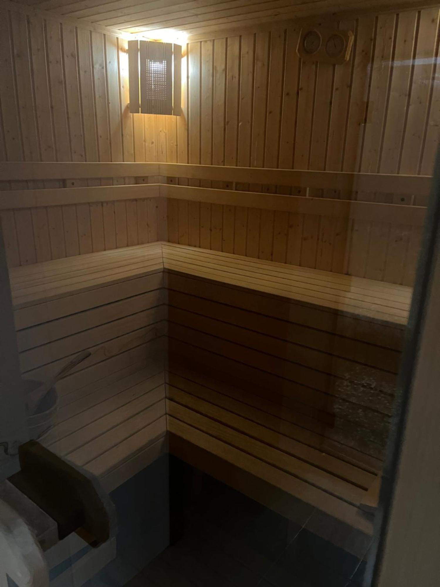 Family Hotel The View & Spa 西格伏沙尔克 外观 照片