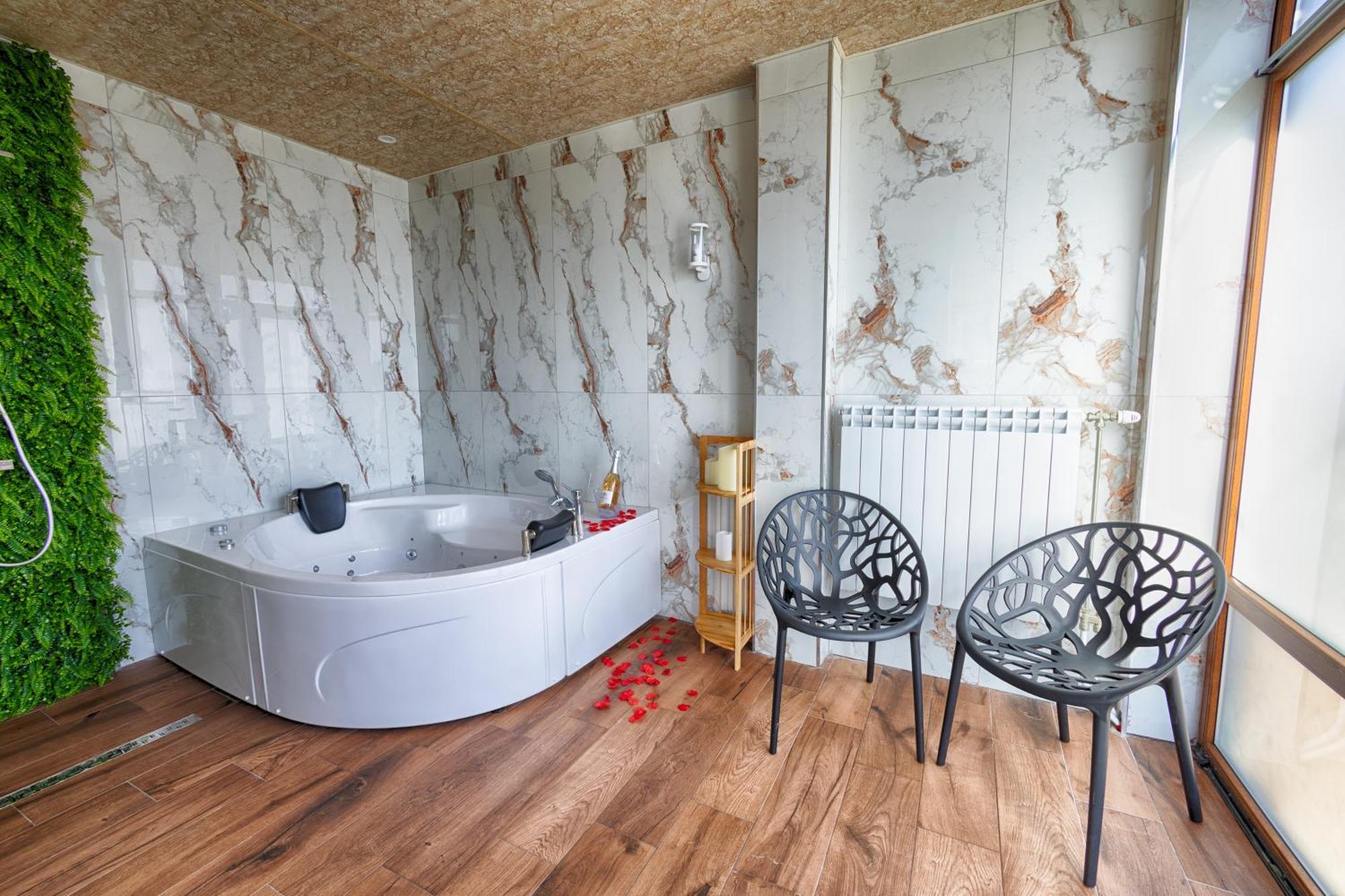 Family Hotel The View & Spa 西格伏沙尔克 外观 照片